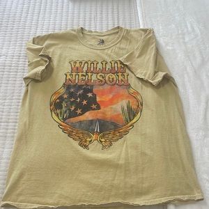 Willie Nelson Graphic Tee